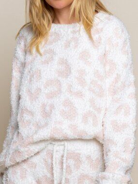 POL Fuzzy Leopard Print Plush Sweater in White & Soft Pink ** Size Small